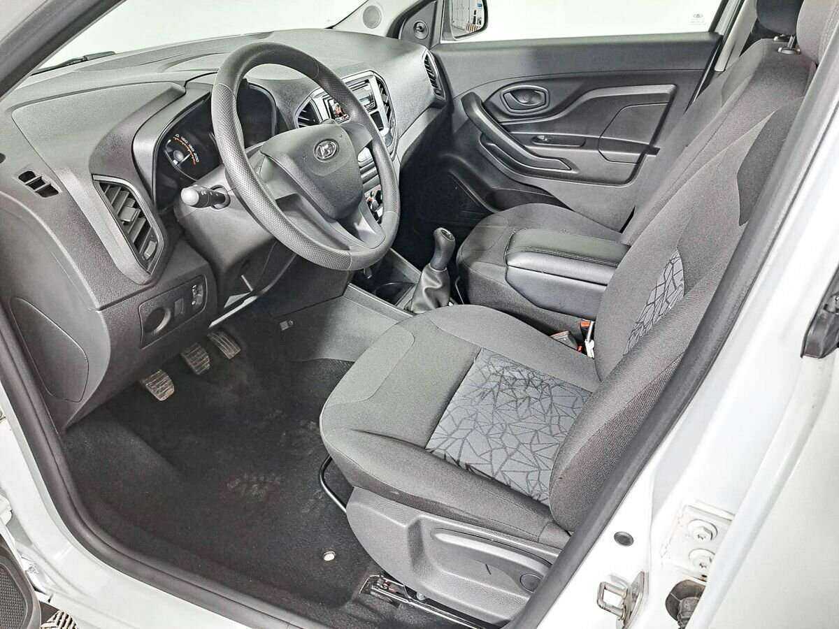 Lada (ВАЗ) XRAY с пробегом — 2019 год. Фото: #13