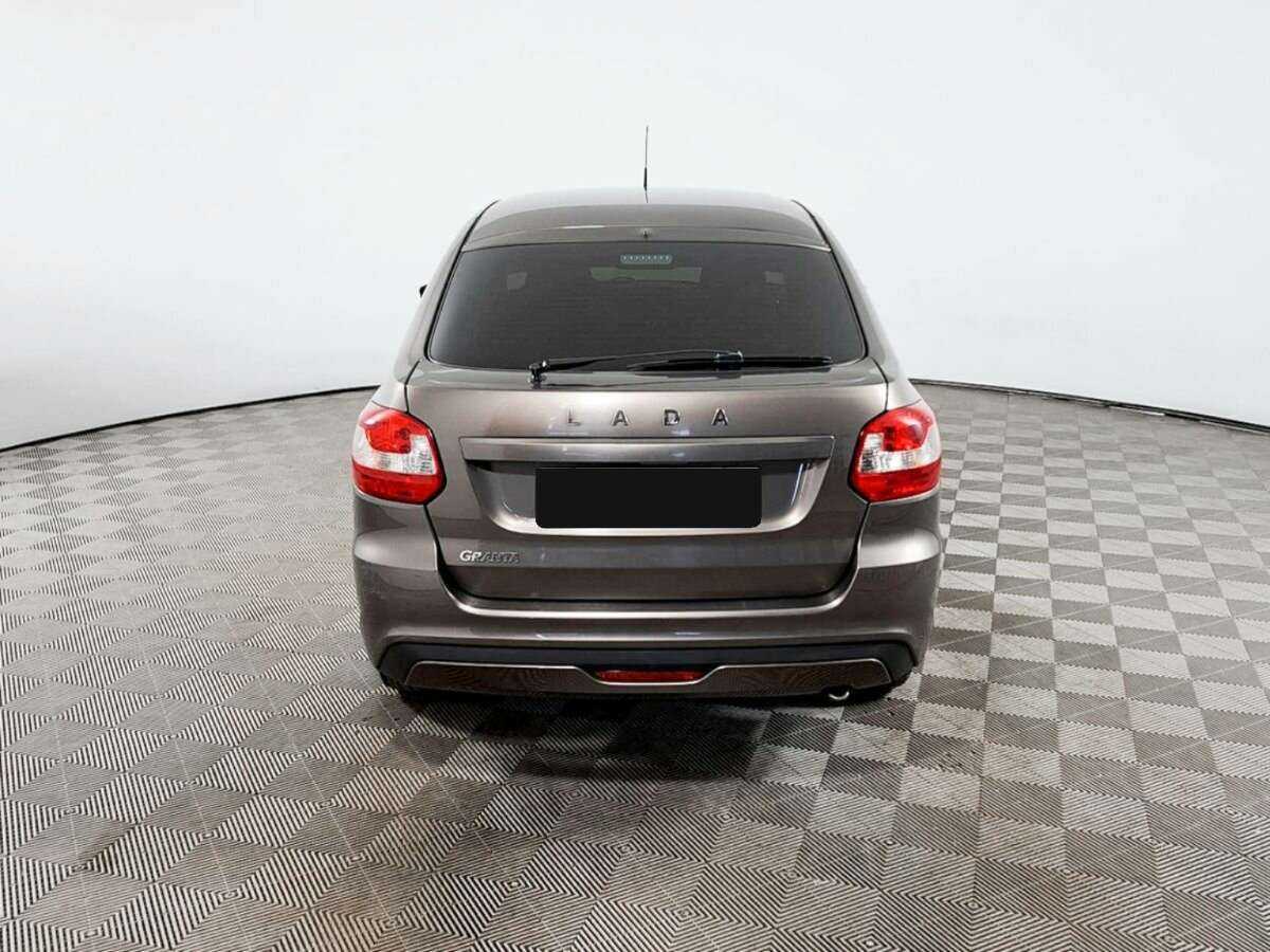 Lada (ВАЗ) Granta с пробегом — 2019 год. Фото: #5