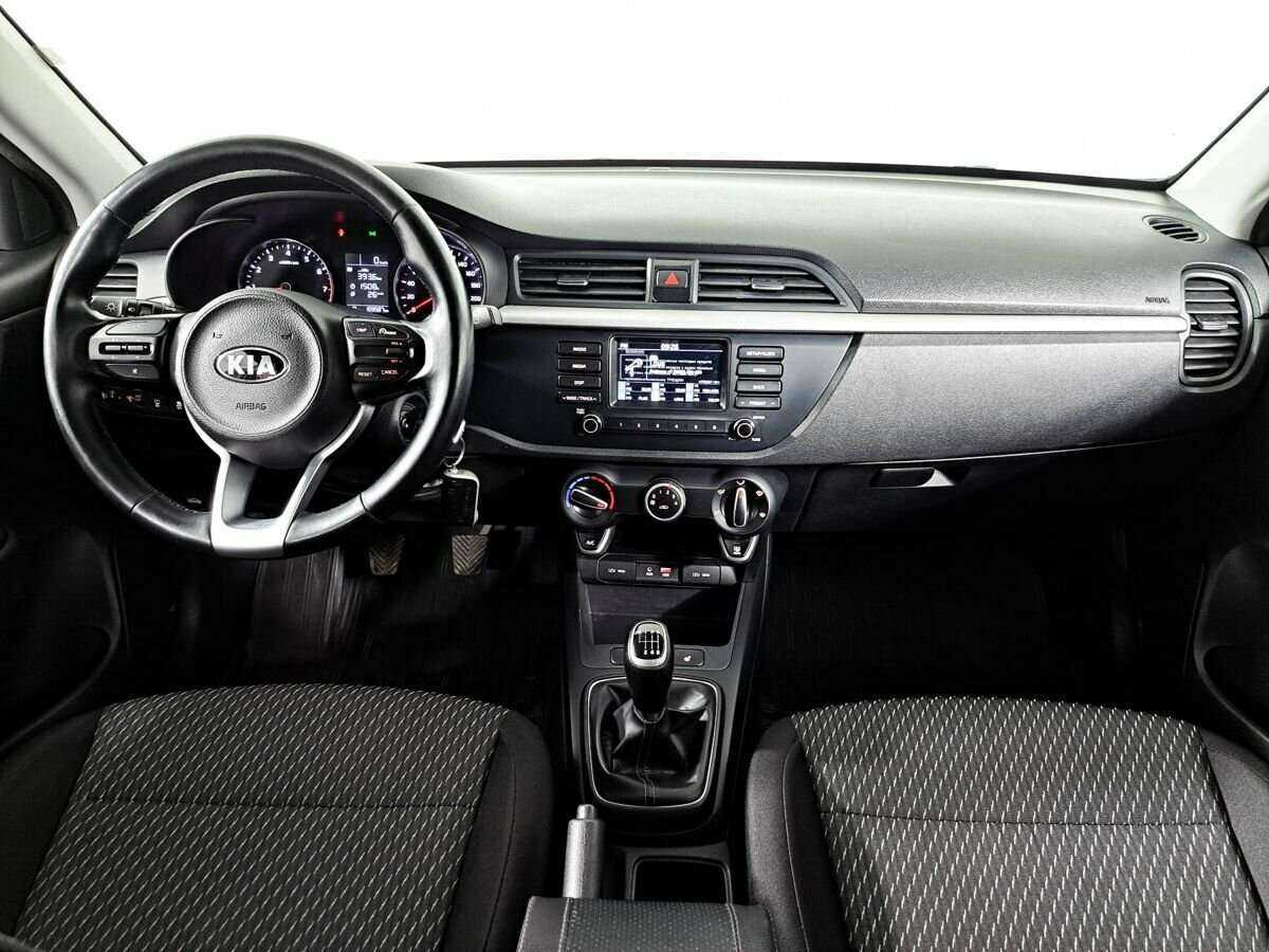 Kia Rio с пробегом — 2018 год. Фото: #11