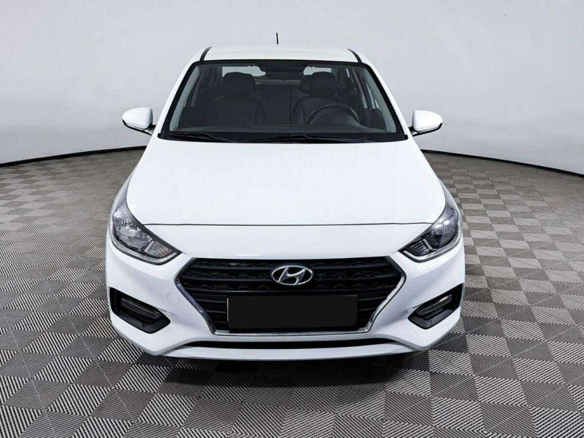 Hyundai Solaris с пробегом — 2018 год. Фото: #1