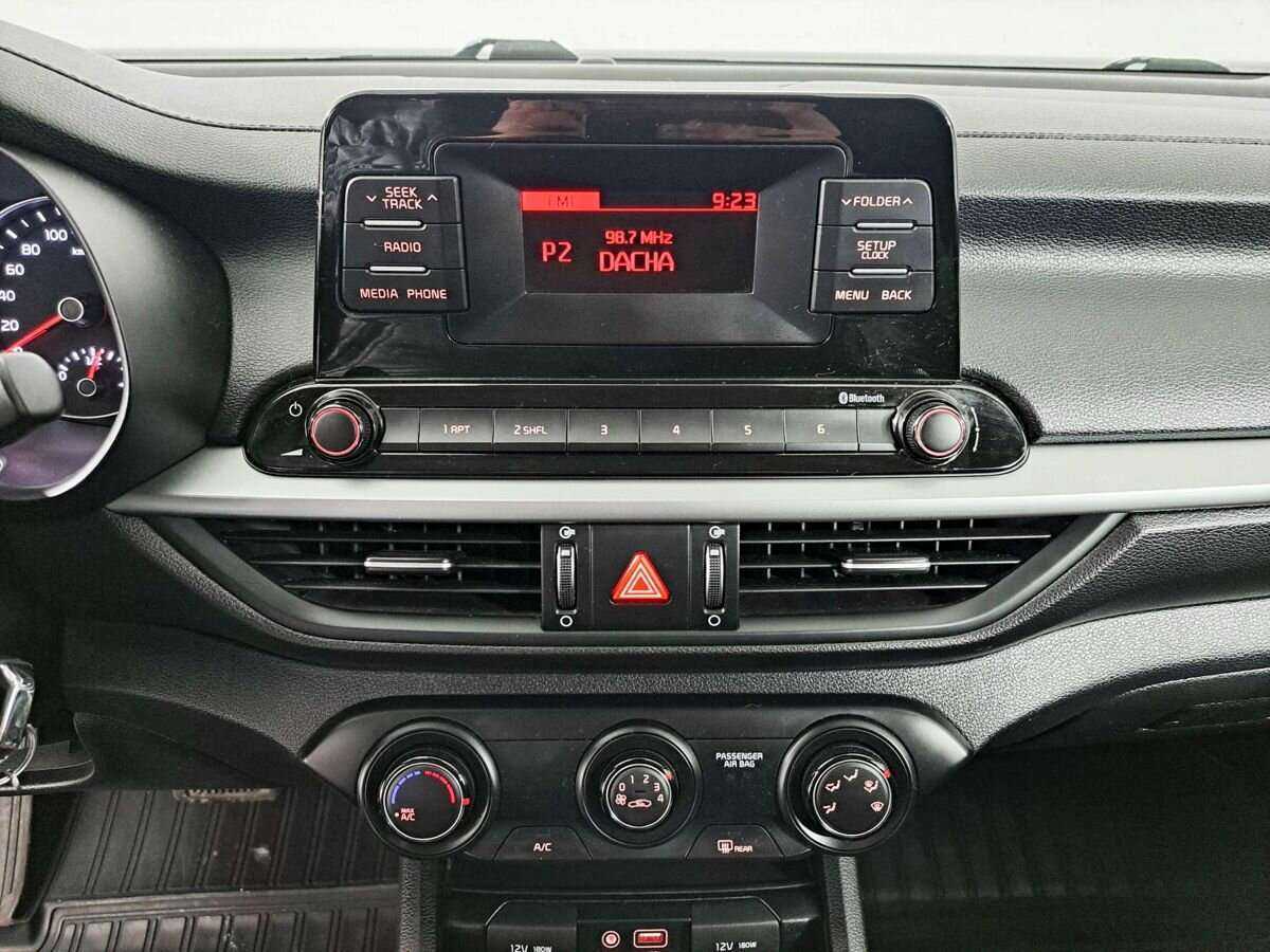 Kia Cerato с пробегом — 2018 год. Фото: #12