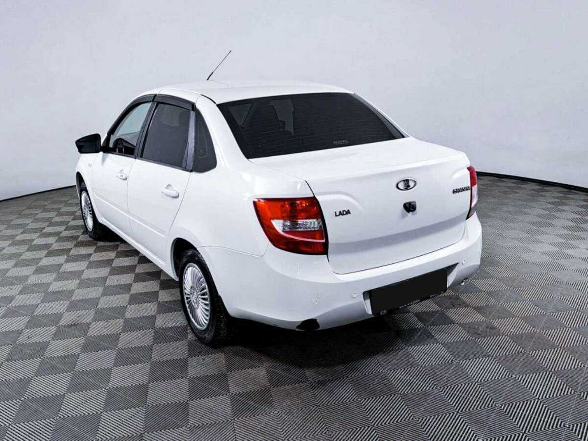 Lada (ВАЗ) Granta с пробегом — 2018 год. Фото: #6