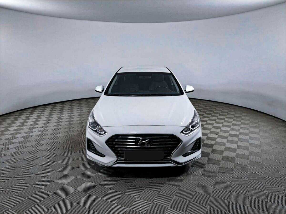 Hyundai Sonata с пробегом — 2018 год. Фото: #1