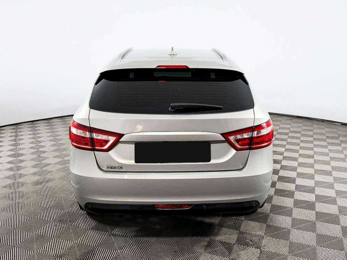 Lada (ВАЗ) Vesta с пробегом — 2019 год. Фото: #3