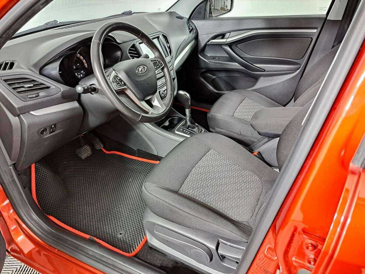 Lada (ВАЗ) Vesta с пробегом — 2021 год. Фото: #12