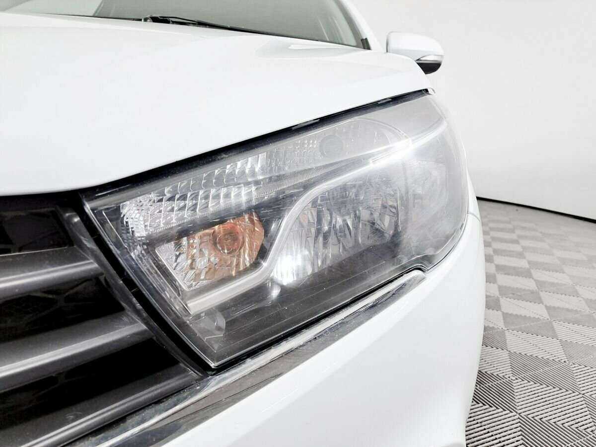 Lada (ВАЗ) Vesta с пробегом — 2019 год. Фото: #14