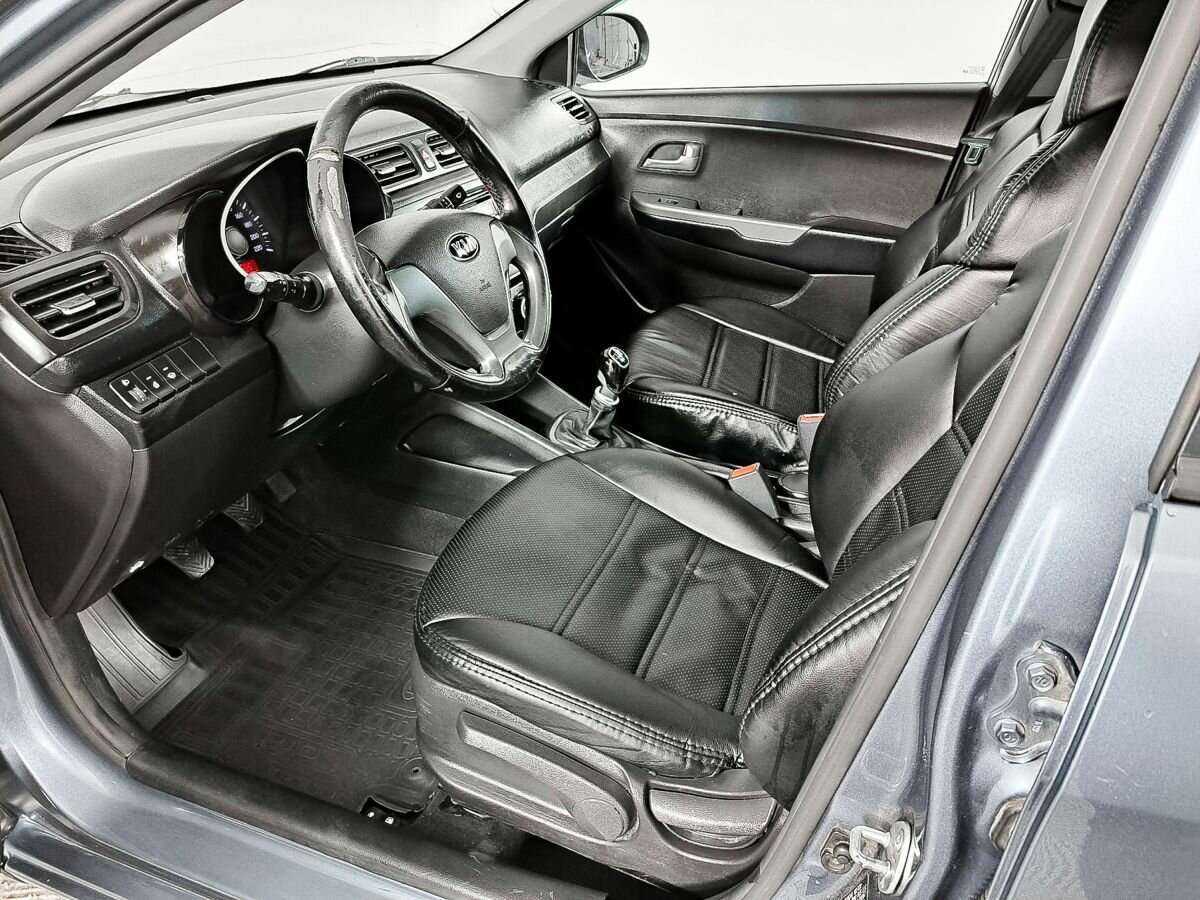 Kia Rio с пробегом — 2015 год. Фото: #13