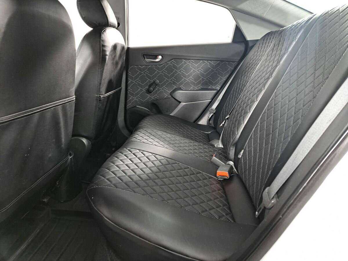 Hyundai Solaris с пробегом — 2017 год. Фото: #11