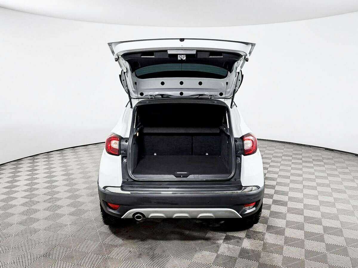 Renault Kaptur с пробегом — 2017 год. Фото: #9