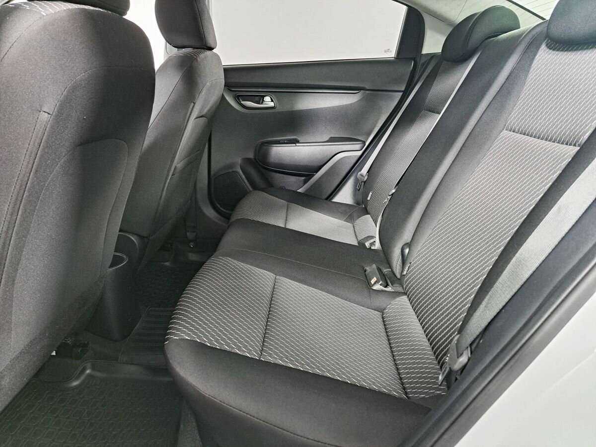 Kia Rio с пробегом — 2019 год. Фото: #9