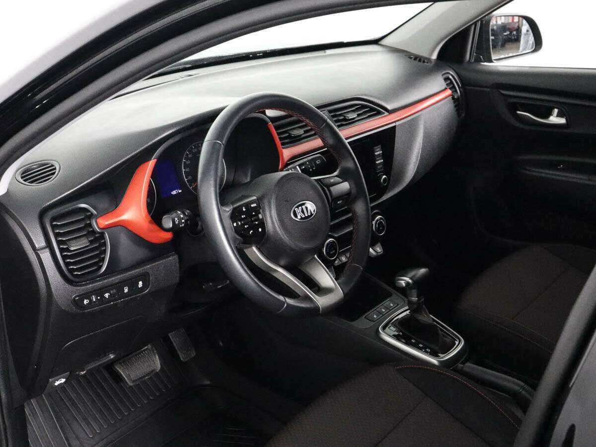 Kia Rio с пробегом — 2021 год. Фото: #6