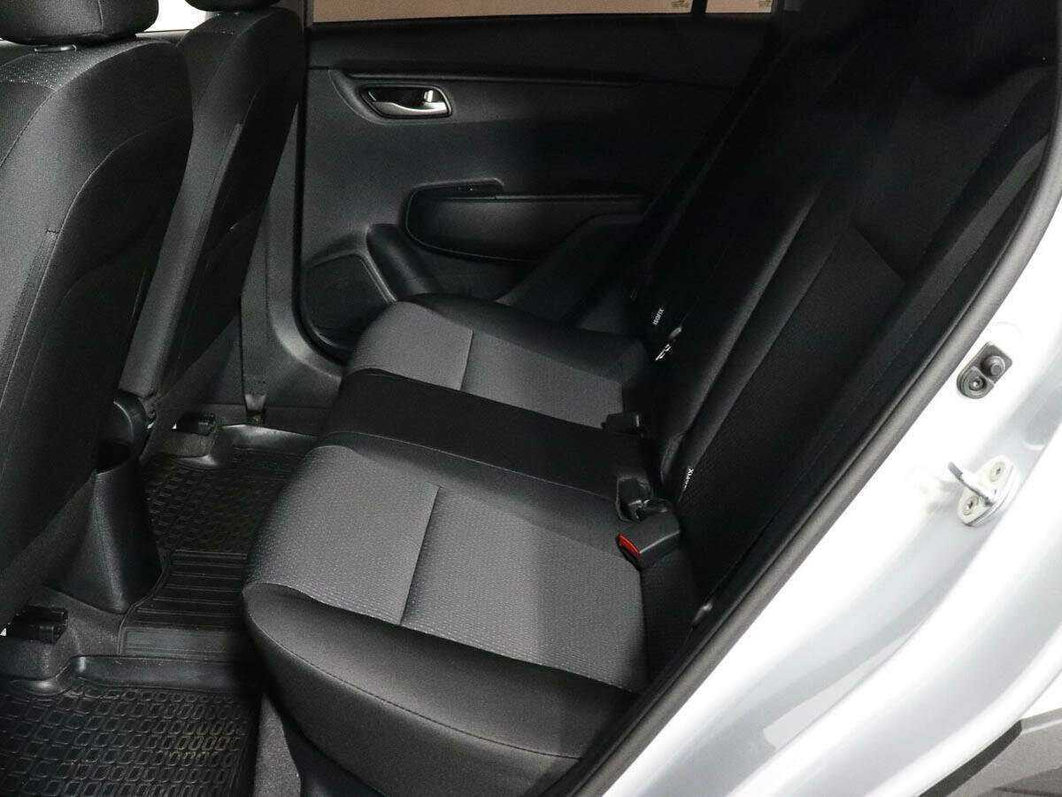 Kia Rio с пробегом — 2021 год. Фото: #8