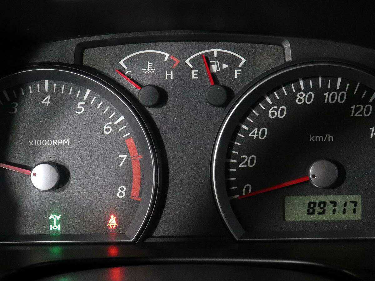 Suzuki Jimny с пробегом — 2013 год. Фото: #8