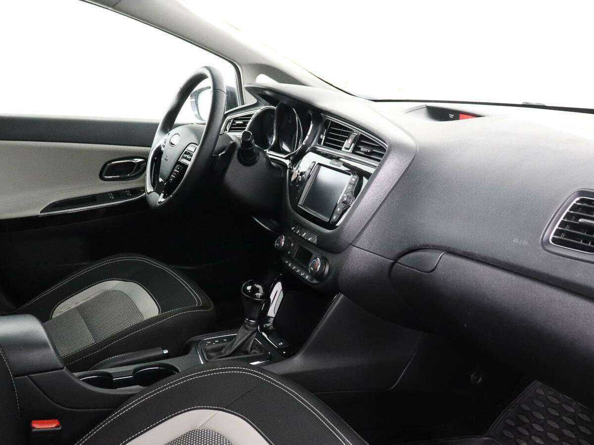 Kia Ceed с пробегом — 2017 год. Фото: #6