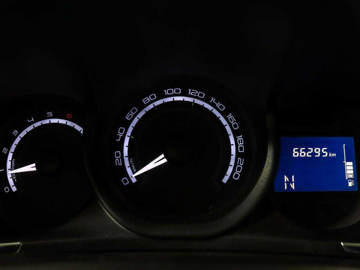 Lada (ВАЗ) XRAY с пробегом — 2017 год. Фото: #10