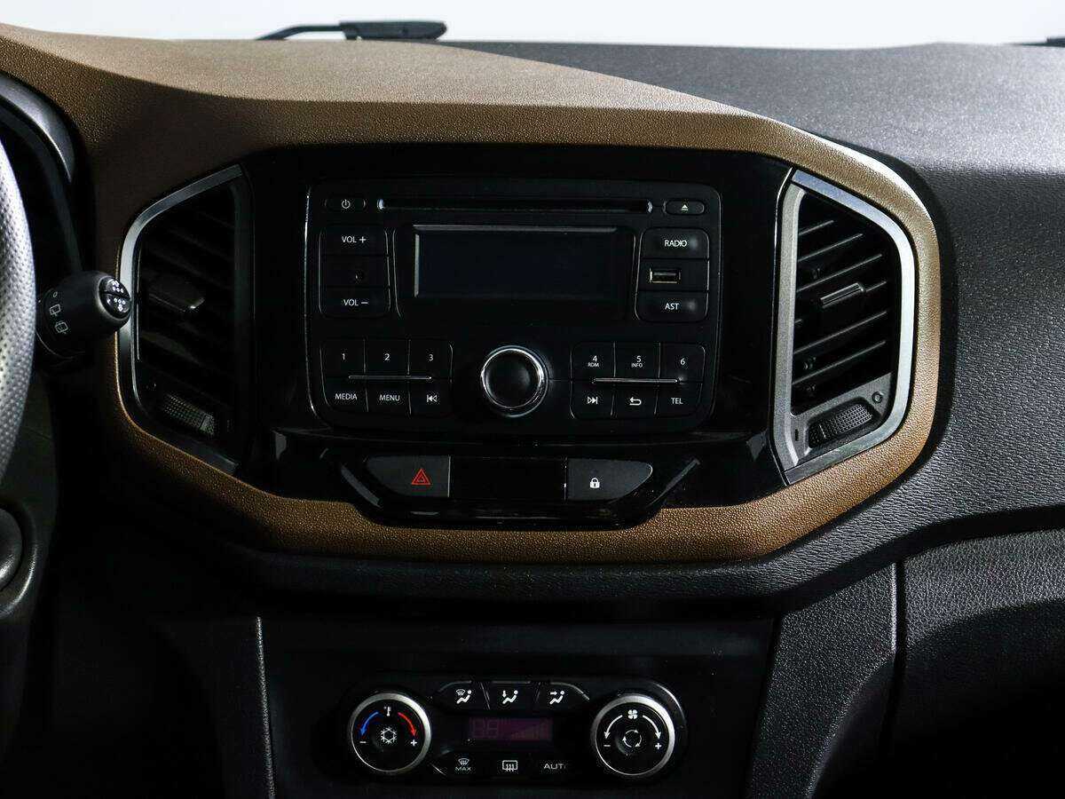 Lada (ВАЗ) XRAY с пробегом — 2017 год. Фото: #12