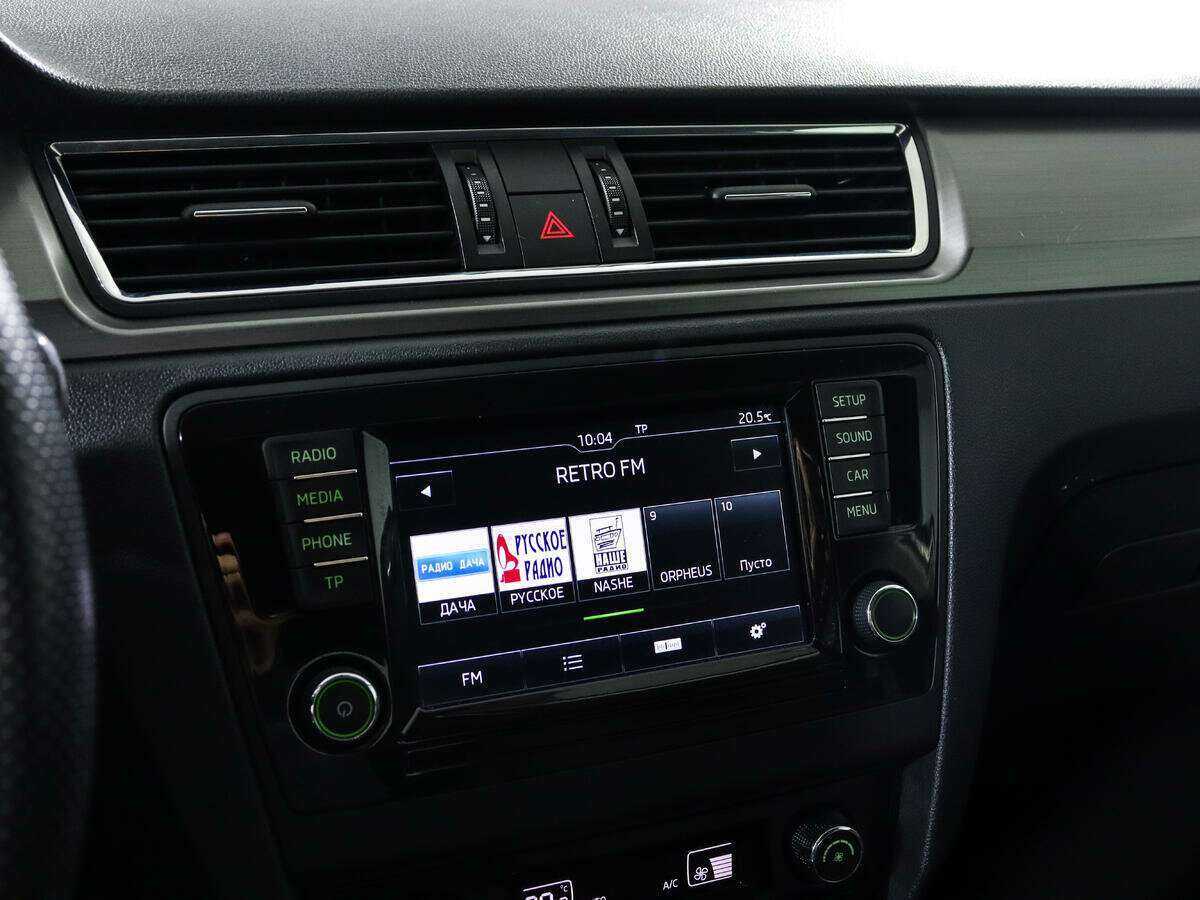 Skoda Rapid с пробегом — 2016 год. Фото: #12