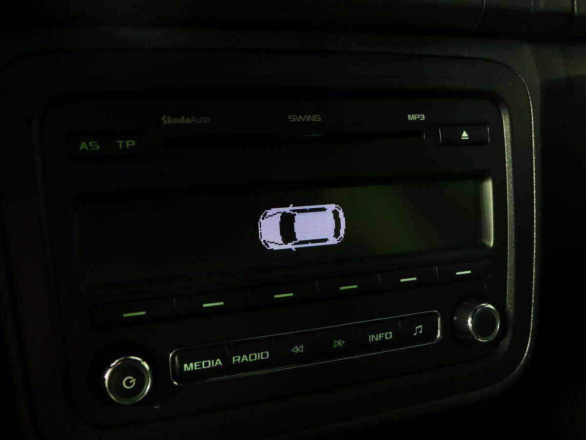 Skoda Fabia с пробегом — 2012 год. Фото: #16