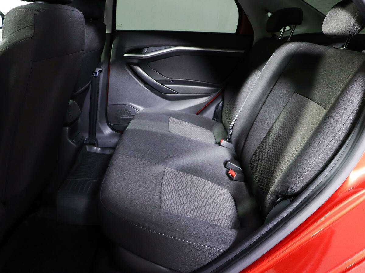 Lada (ВАЗ) Vesta с пробегом — 2021 год. Фото: #8