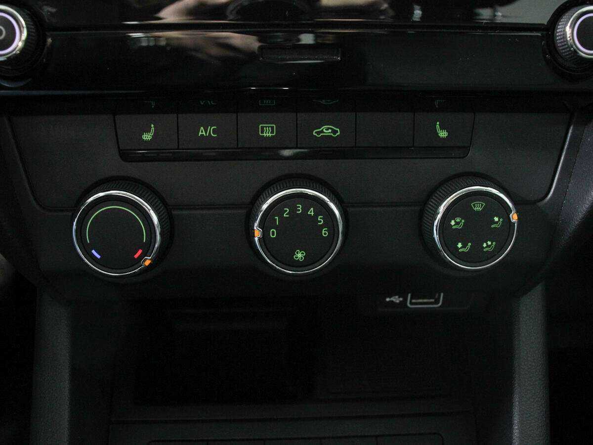 Skoda Octavia с пробегом — 2018 год. Фото: #13