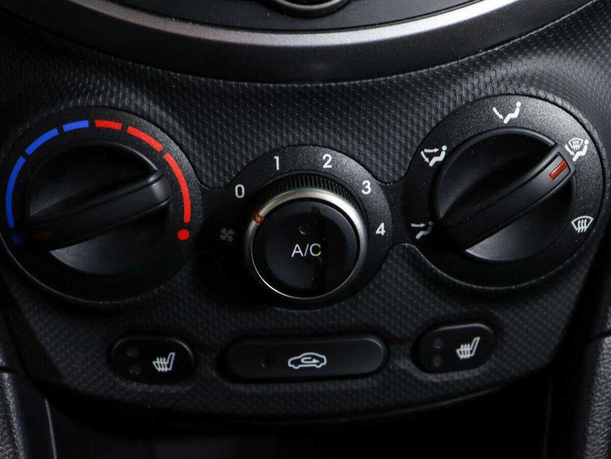 Hyundai Solaris с пробегом — 2016 год. Фото: #14