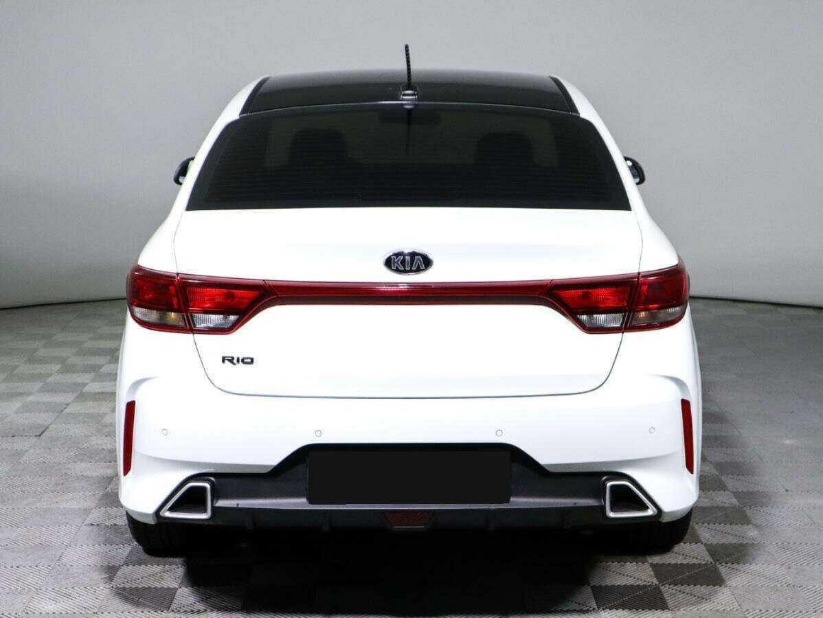 Kia Rio с пробегом — 2021 год. Фото: #4