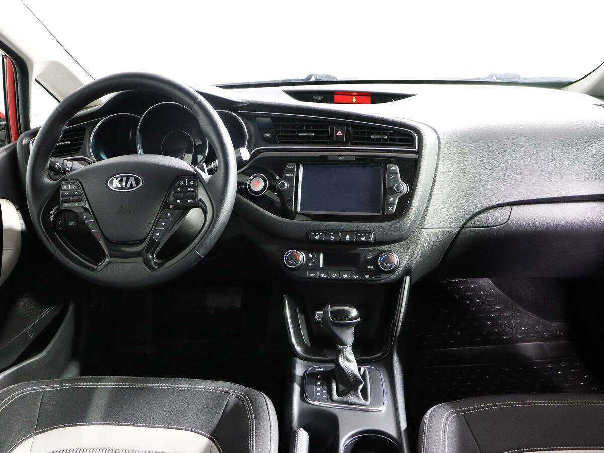 Kia Ceed с пробегом — 2018 год. Фото: #11