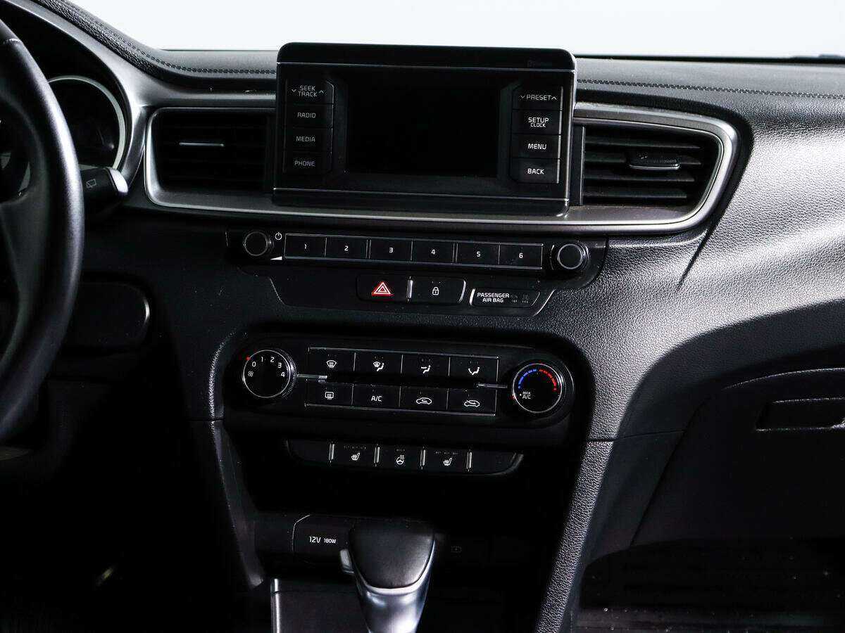 Kia Ceed с пробегом — 2019 год. Фото: #10