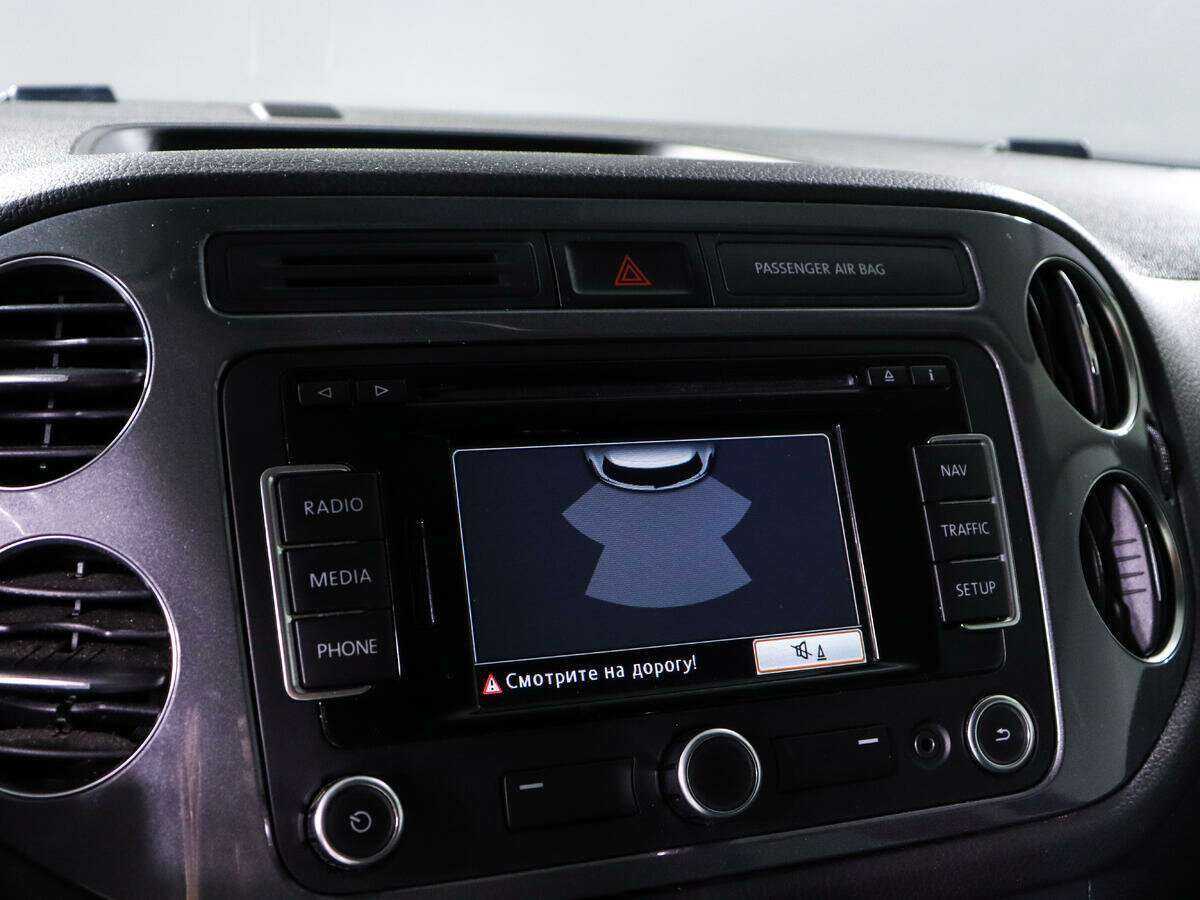 Volkswagen Tiguan с пробегом — 2012 год. Фото: #11