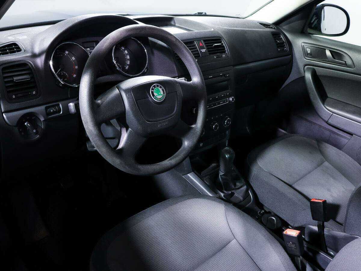 Skoda Yeti с пробегом — 2012 год. Фото: #12