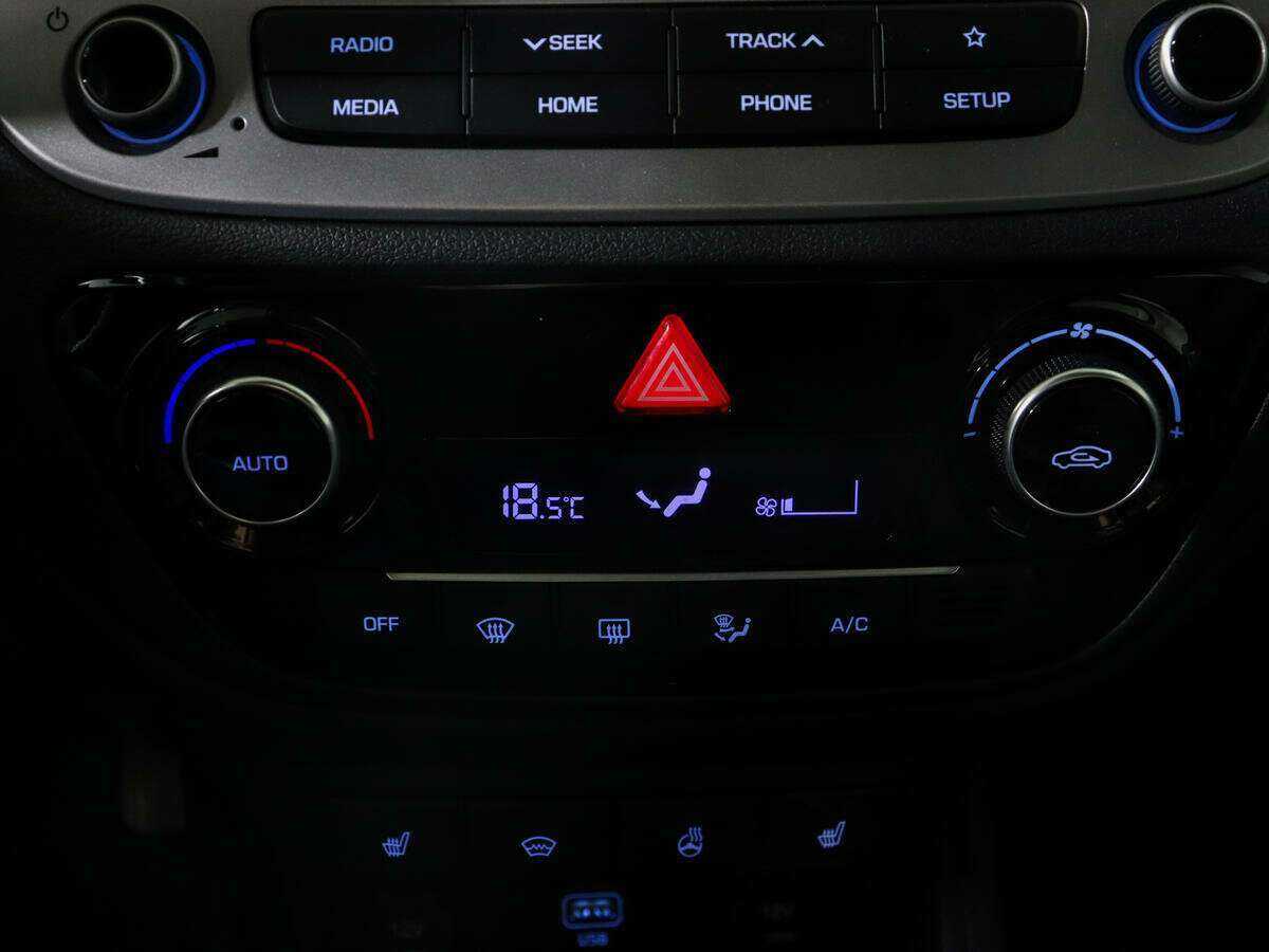 Hyundai Solaris с пробегом — 2019 год. Фото: #15