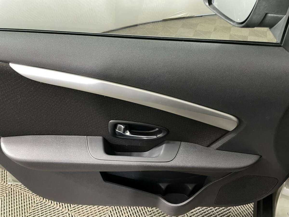 Nissan Almera с пробегом — 2013 год. Фото: #7