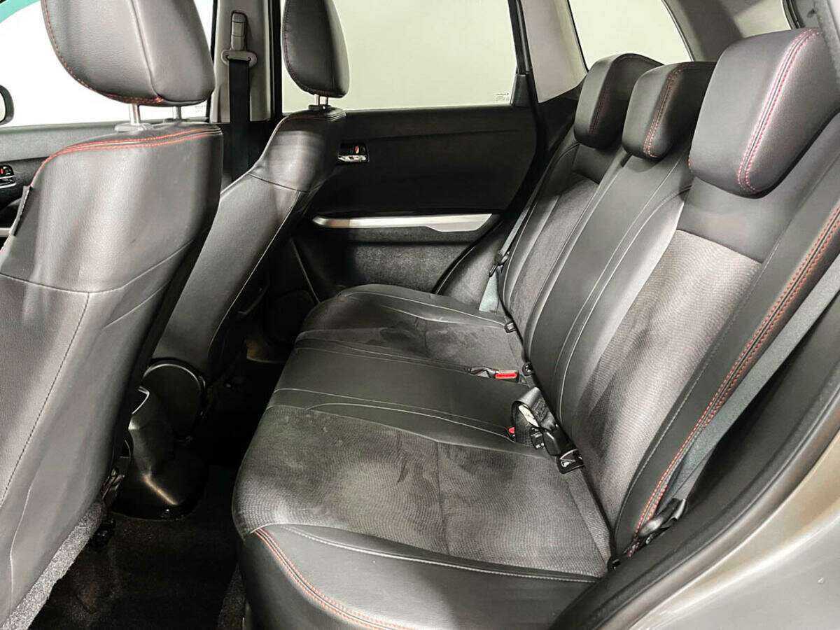 Suzuki Vitara с пробегом — 2017 год. Фото: #8