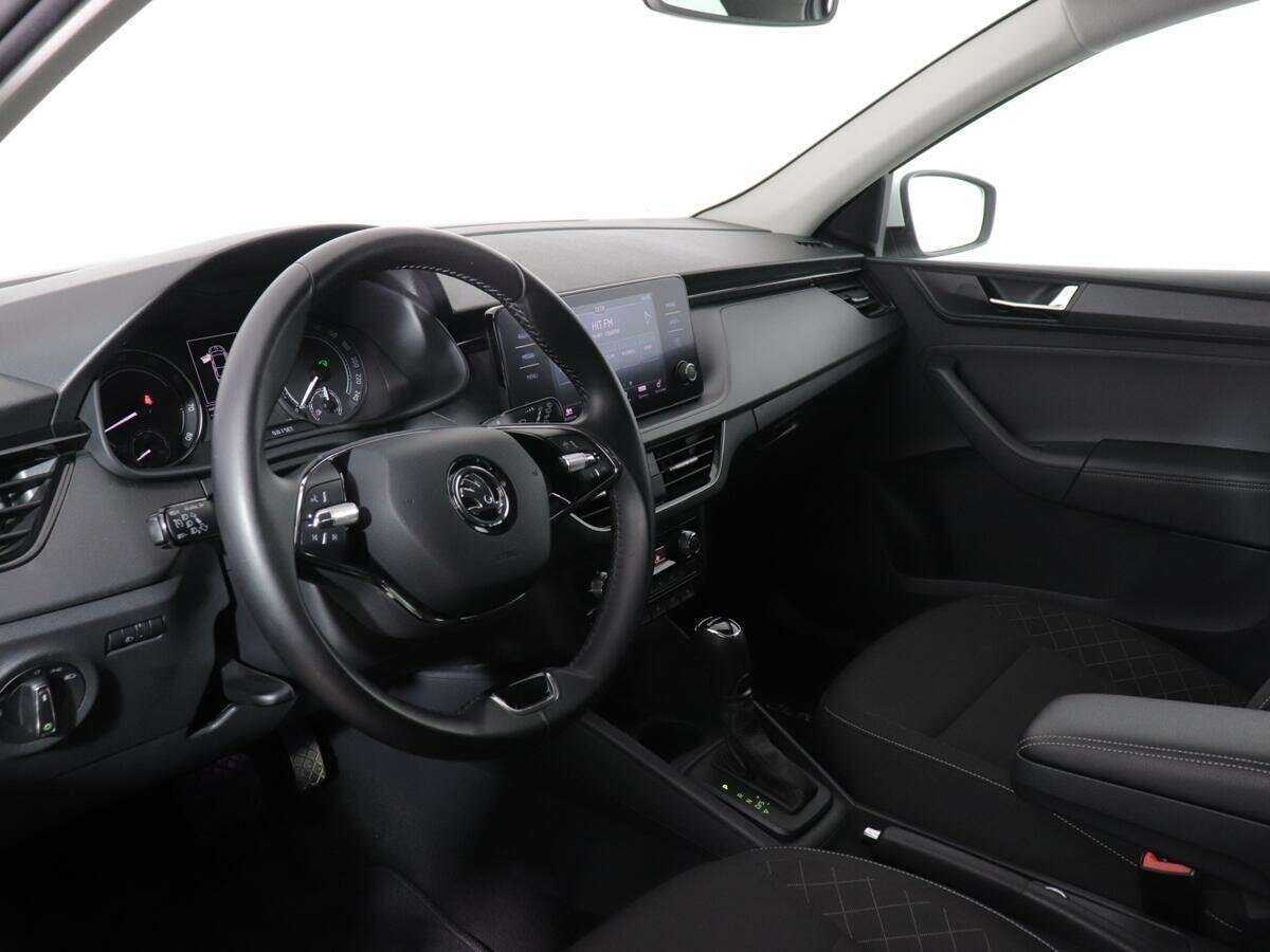 Skoda Rapid с пробегом — 2020 год. Фото: #9