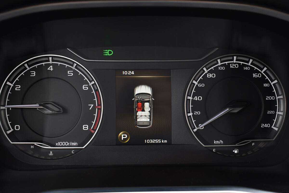 Geely Coolray с пробегом — 2021 год. Фото: #10