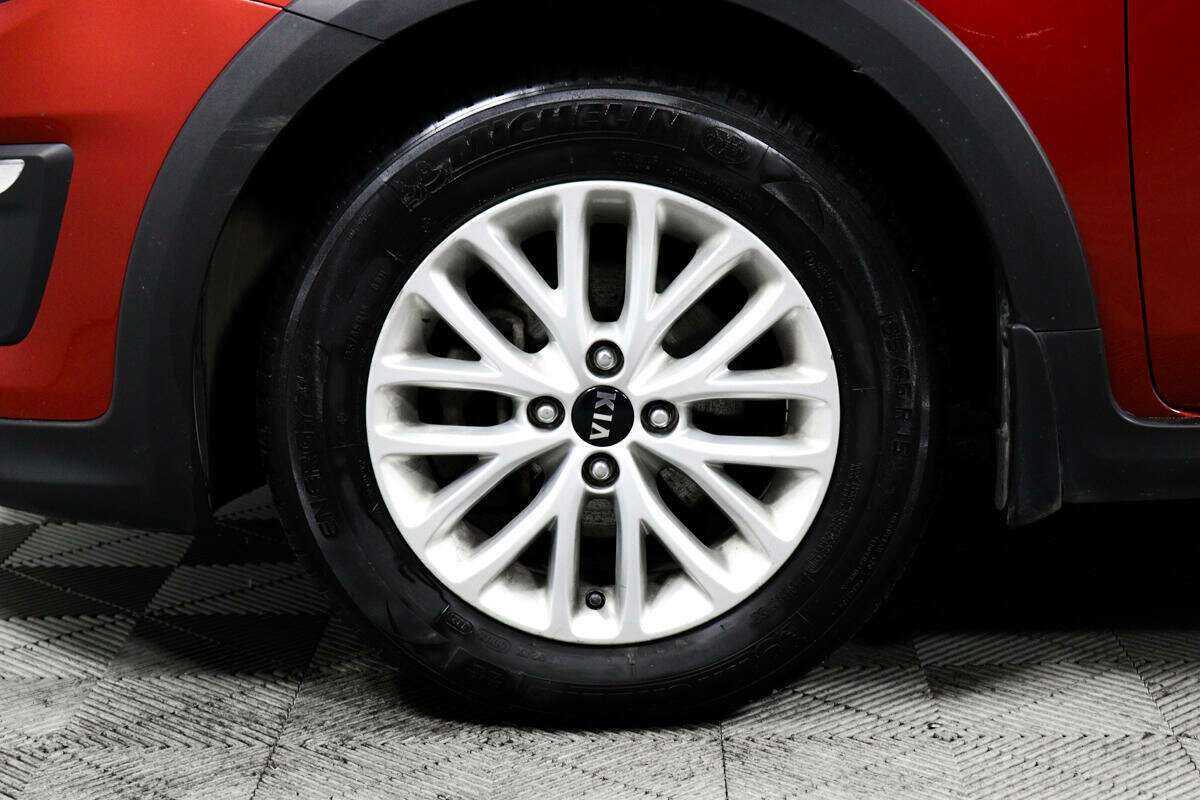 Kia Rio с пробегом — 2018 год. Фото: #13