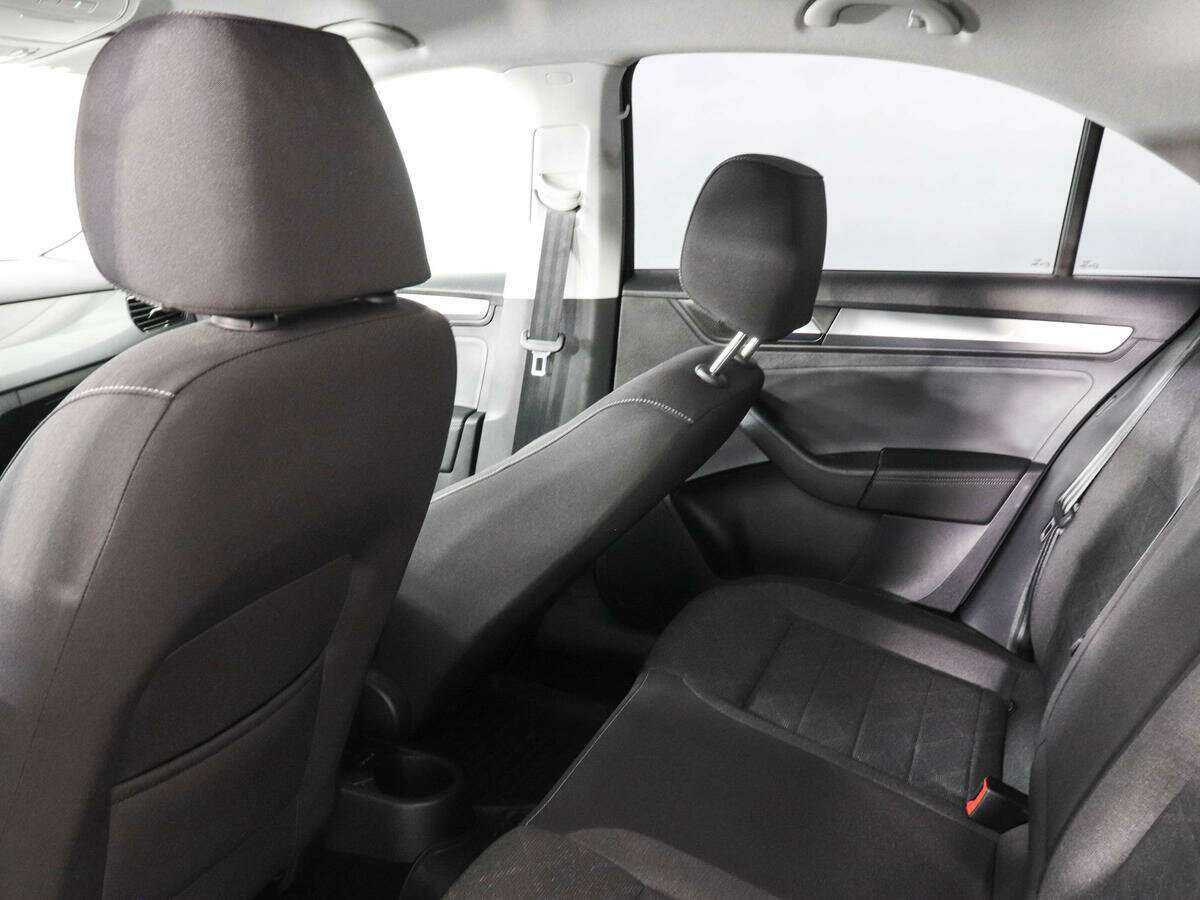 Volkswagen Polo с пробегом — 2021 год. Фото: #11