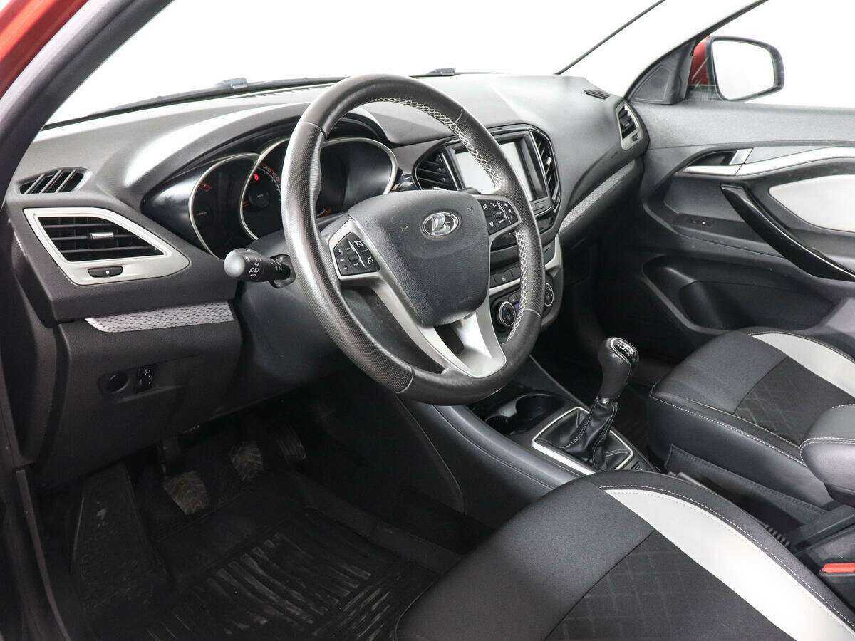 Lada (ВАЗ) Vesta с пробегом — 2021 год. Фото: #7