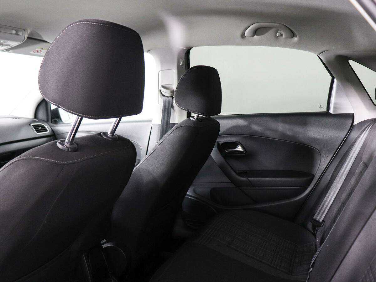 Volkswagen Polo с пробегом — 2017 год. Фото: #10