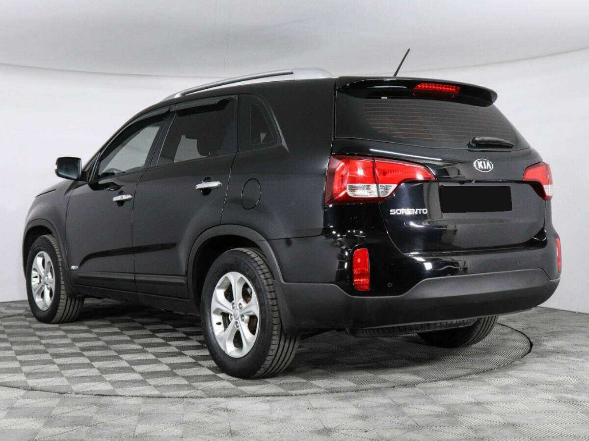 Kia Sorento с пробегом — 2015 год. Фото: #6
