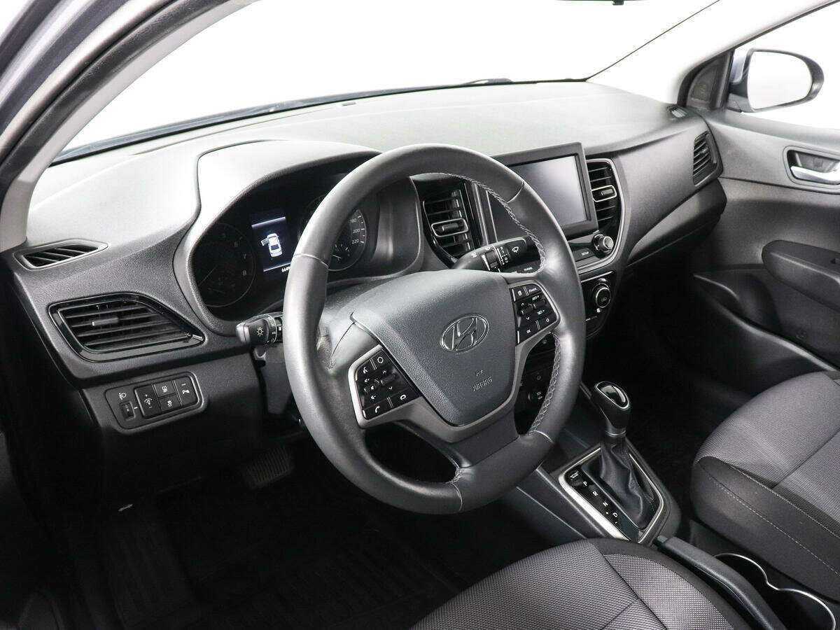 Hyundai Solaris с пробегом — 2020 год. Фото: #4