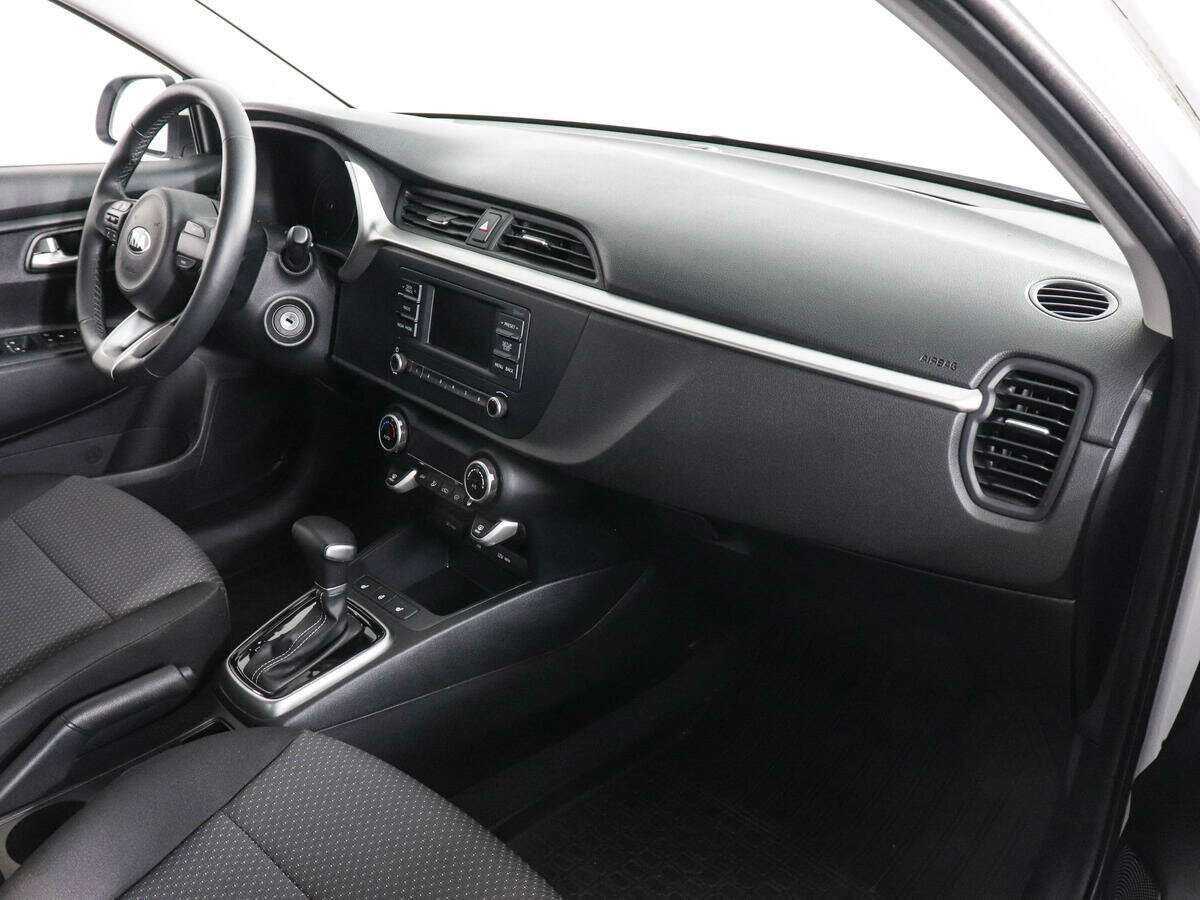 Kia Rio с пробегом — 2021 год. Фото: #9