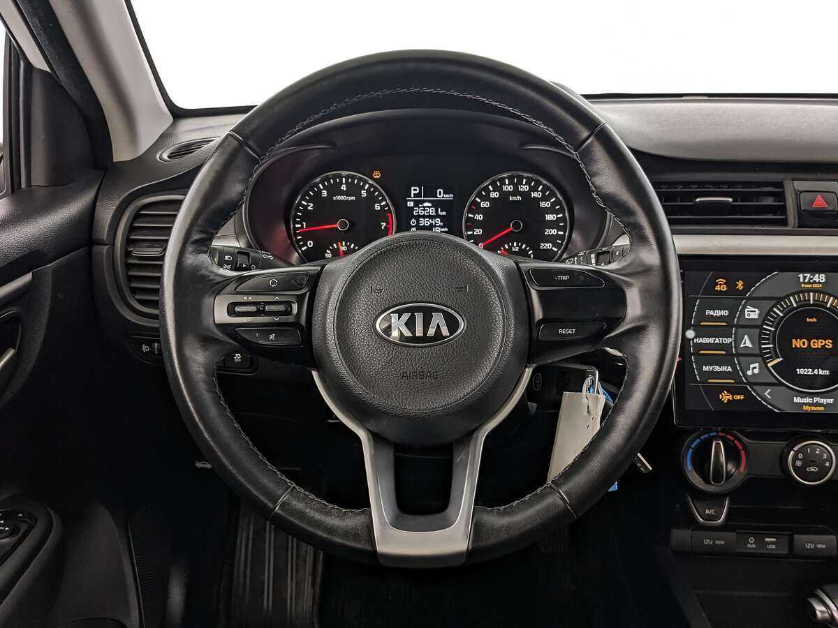 Kia Rio с пробегом — 2019 год. Фото: #20