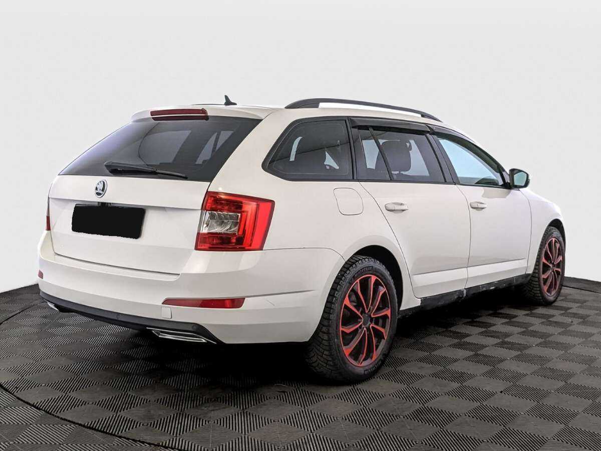 Skoda Octavia с пробегом — 2014 год. Фото: #3