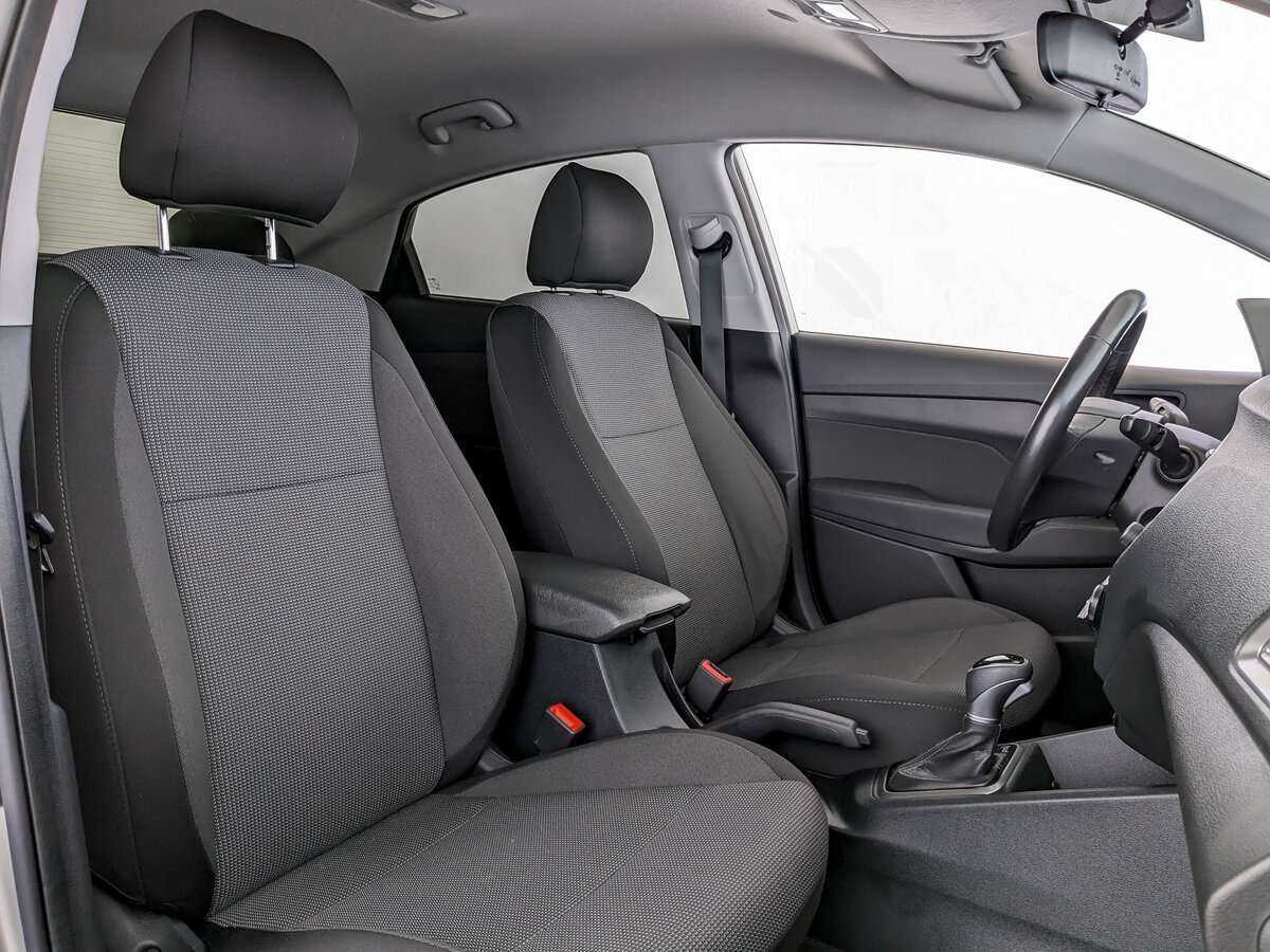 Hyundai Solaris с пробегом — 2019 год. Фото: #17