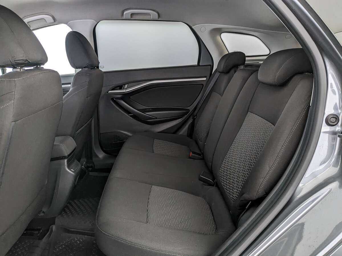 Lada (ВАЗ) Vesta с пробегом — 2021 год. Фото: #13