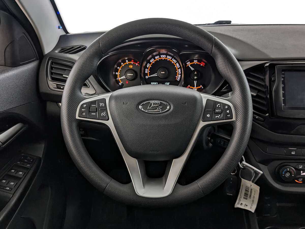 Lada (ВАЗ) Vesta с пробегом — 2021 год. Фото: #16