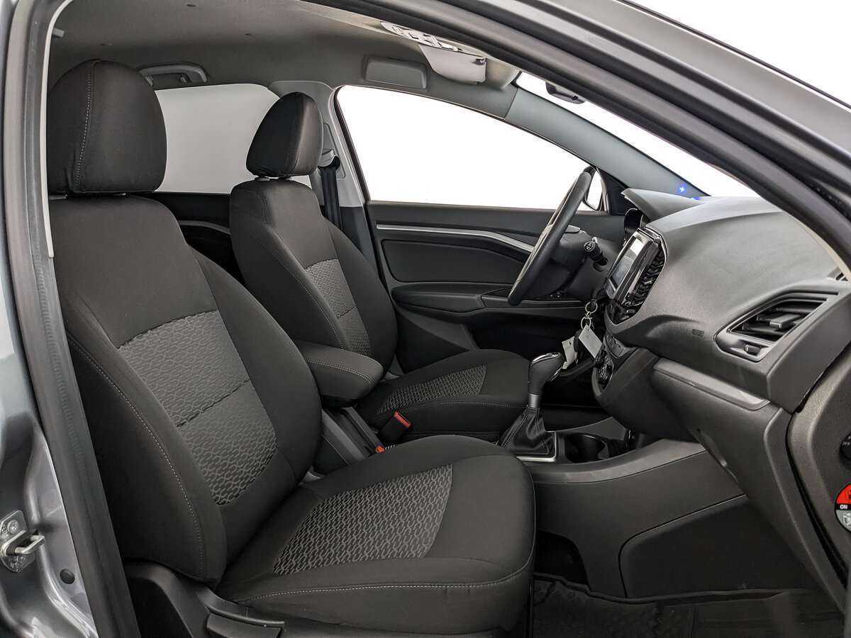 Lada (ВАЗ) Vesta с пробегом — 2021 год. Фото: #18