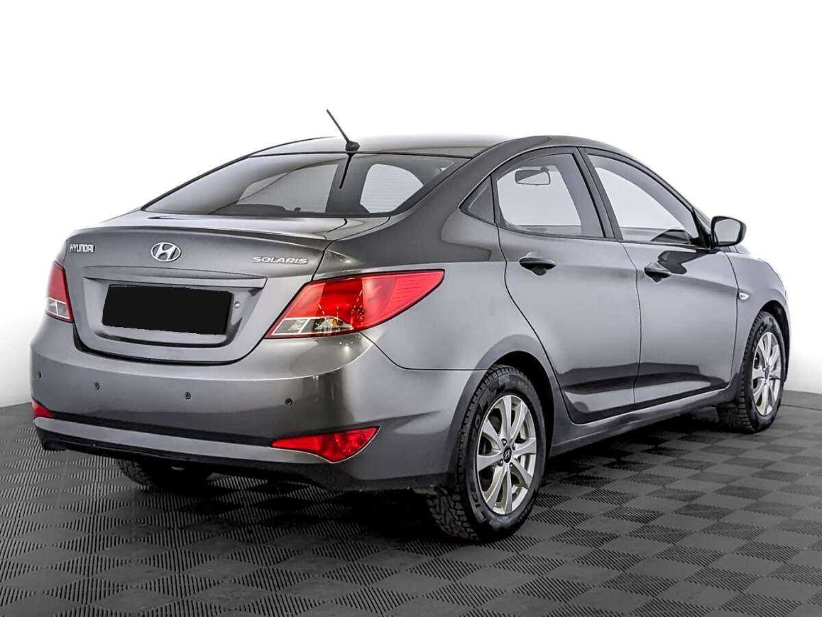 Hyundai Solaris с пробегом — 2014 год. Фото: #4