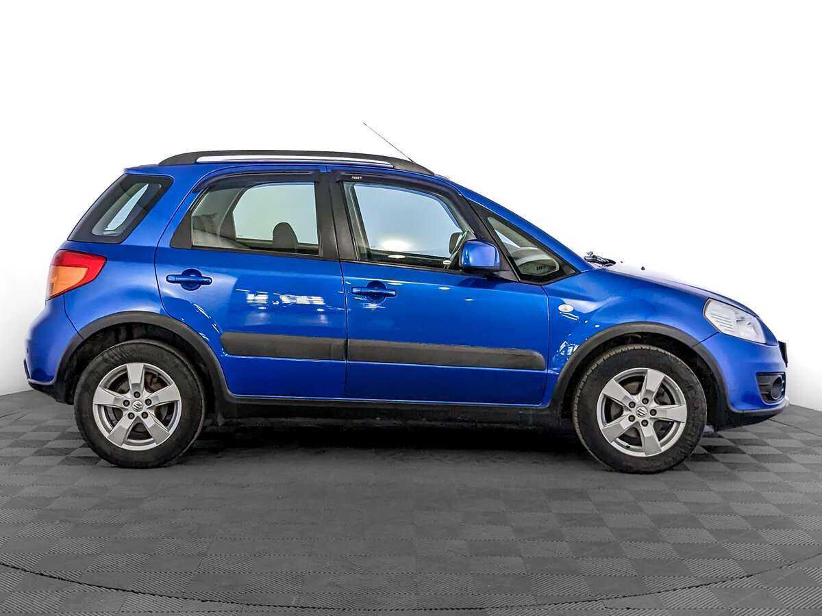 Suzuki SX4 с пробегом — 2013 год. Фото: #3
